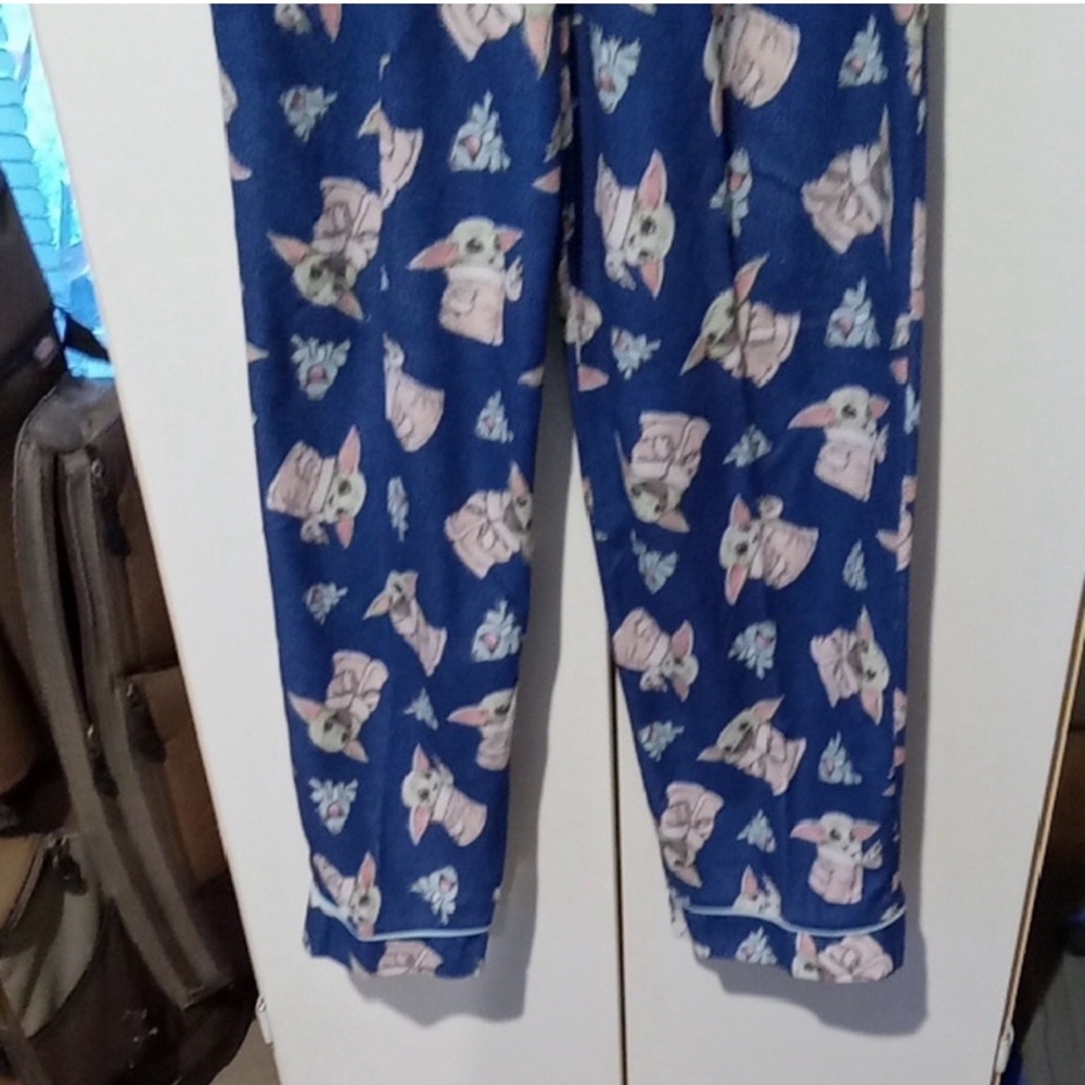 Star Wars Grogu Navy Blue and Light Blue Pajama Top - Picture 6 of 9